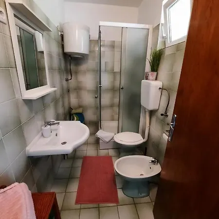 Apartmani Darko Kornic Exterior photo