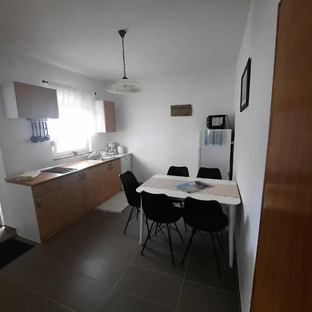 Apartmani Darko Kornic Exterior photo